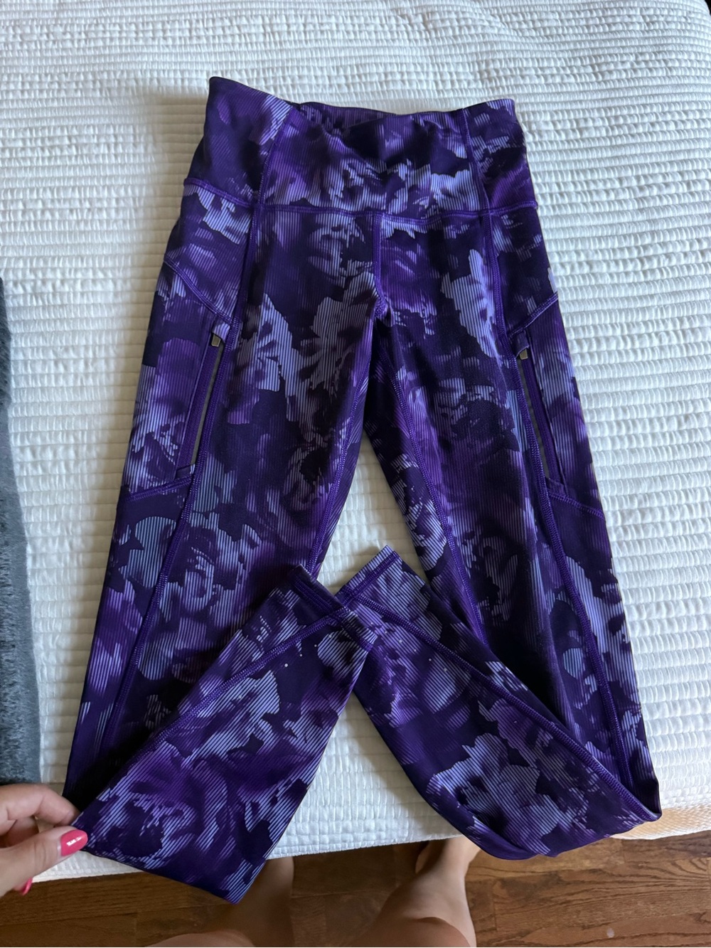 Athleta Purple Floral Print Leggings